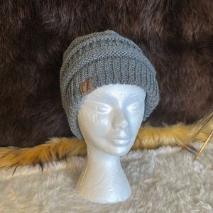 CC BEANIE OS (6031)